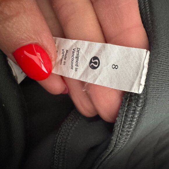 Lululemon Ready to Rulu Sweatpants – Green – Size 8 – Tall Girl Friendly - Picture 3 of 5